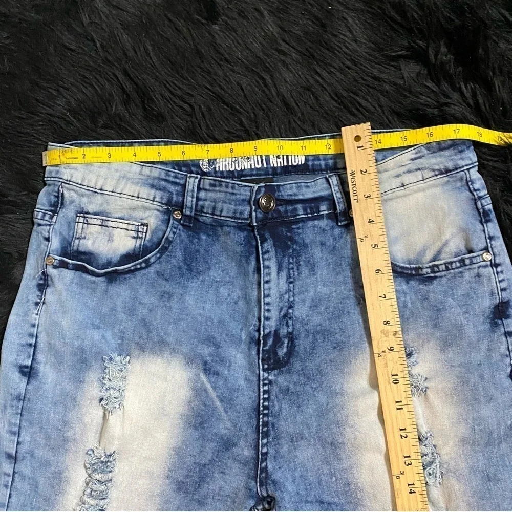 Argonaut Nation men’s distressed‎ denim shorts size 38